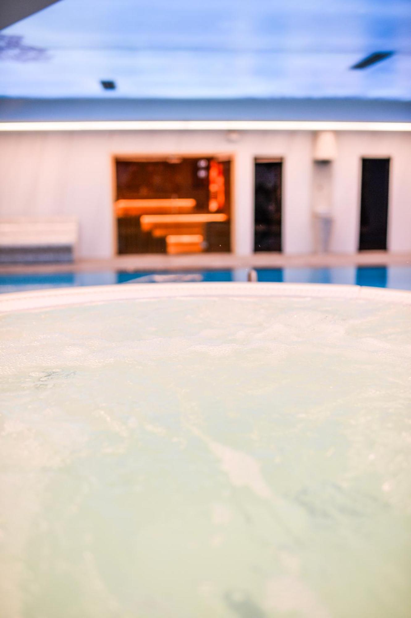 Vila Borova Wellness&Spa Resort ズラティボール エクステリア 写真