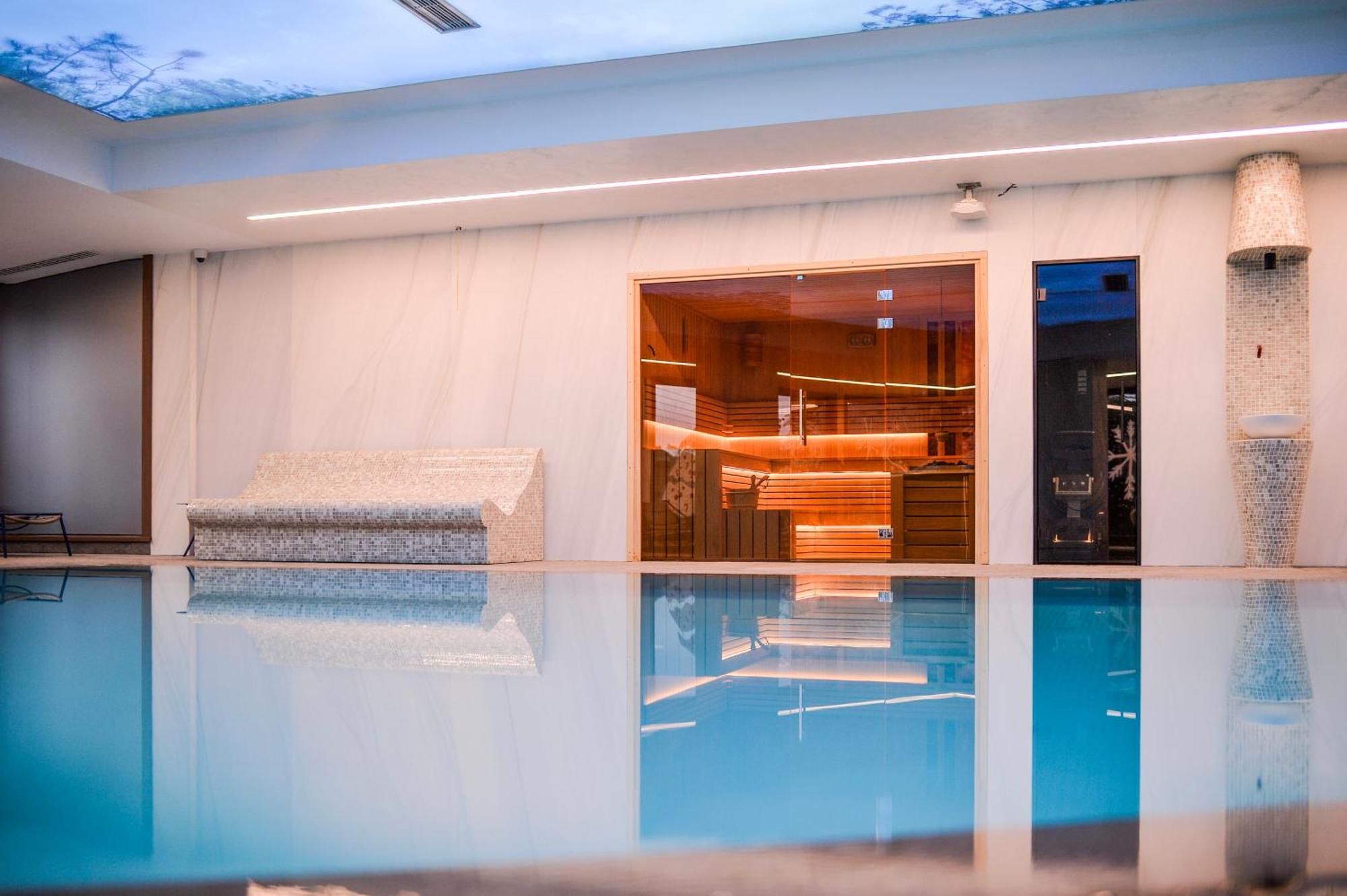 Vila Borova Wellness&Spa Resort ズラティボール エクステリア 写真